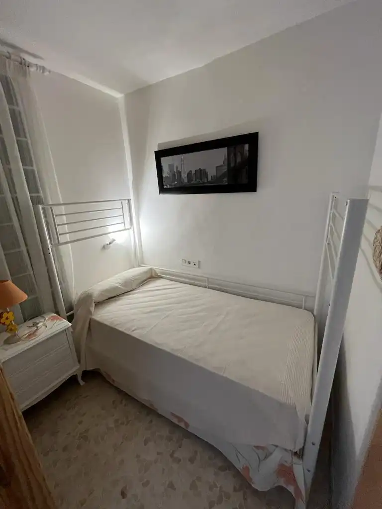 Habitación de Piso en venta en Roquetas de Mar con Aire acondicionado, Terraza y Amueblado