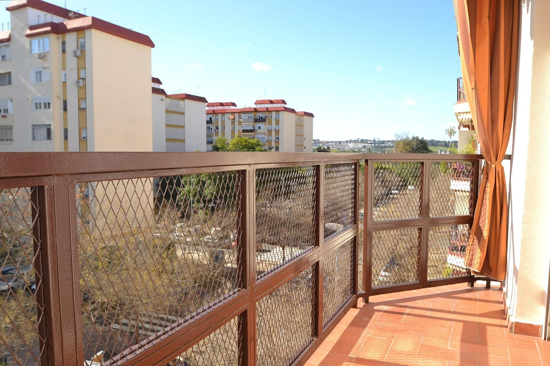 Terrace of Flat to rent in  Sevilla Capital  with Air Conditioner and Terrace