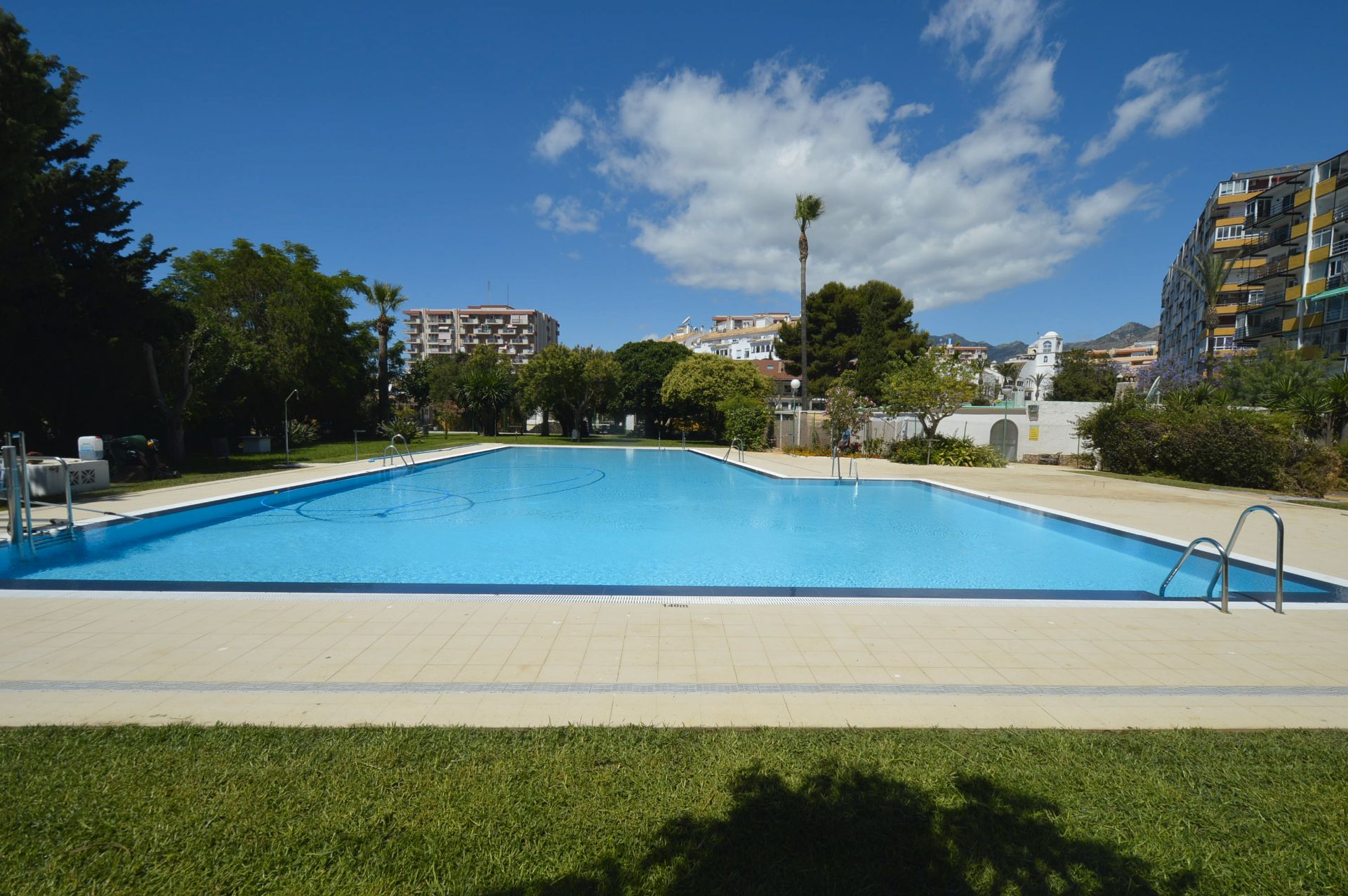 Swimming pool of Flat for sale in Benalmádena  with Terrace and Community pool