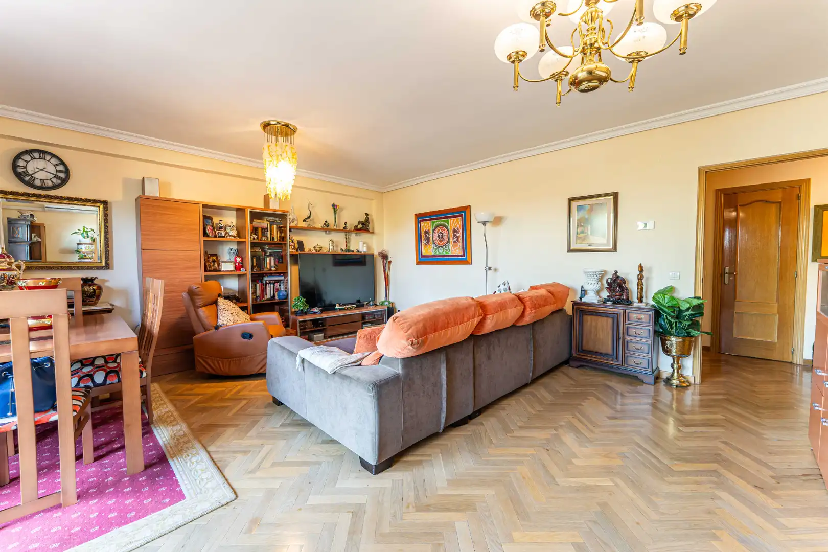 Wohnzimmer von Maisonette zum Verkauf in Torrelodones mit Klimaanlage, Heizung und Parkett
