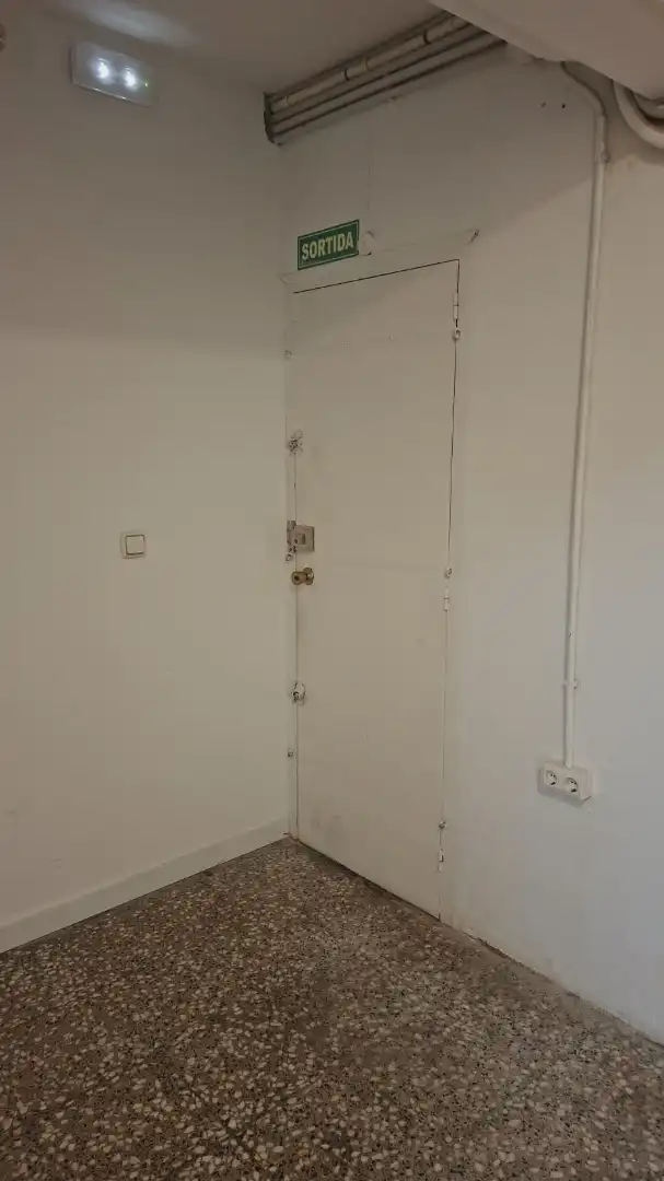 Local de alquiler en Castelldefels con Aire acondicionado