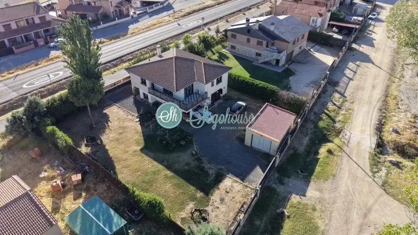 Villa zum Verkauf in Santa María la Real de Nieva, imagen 123