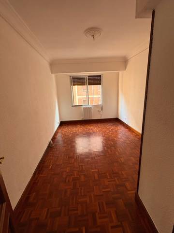 Piso en Venta en Almirante Martin de Vallecilla Kalea en Centro