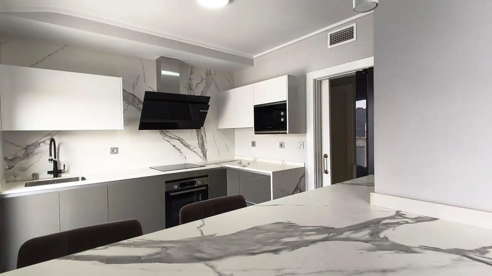 Cocina de Ático en venta en Murcia con Aire acondicionado, Terraza y Trastero