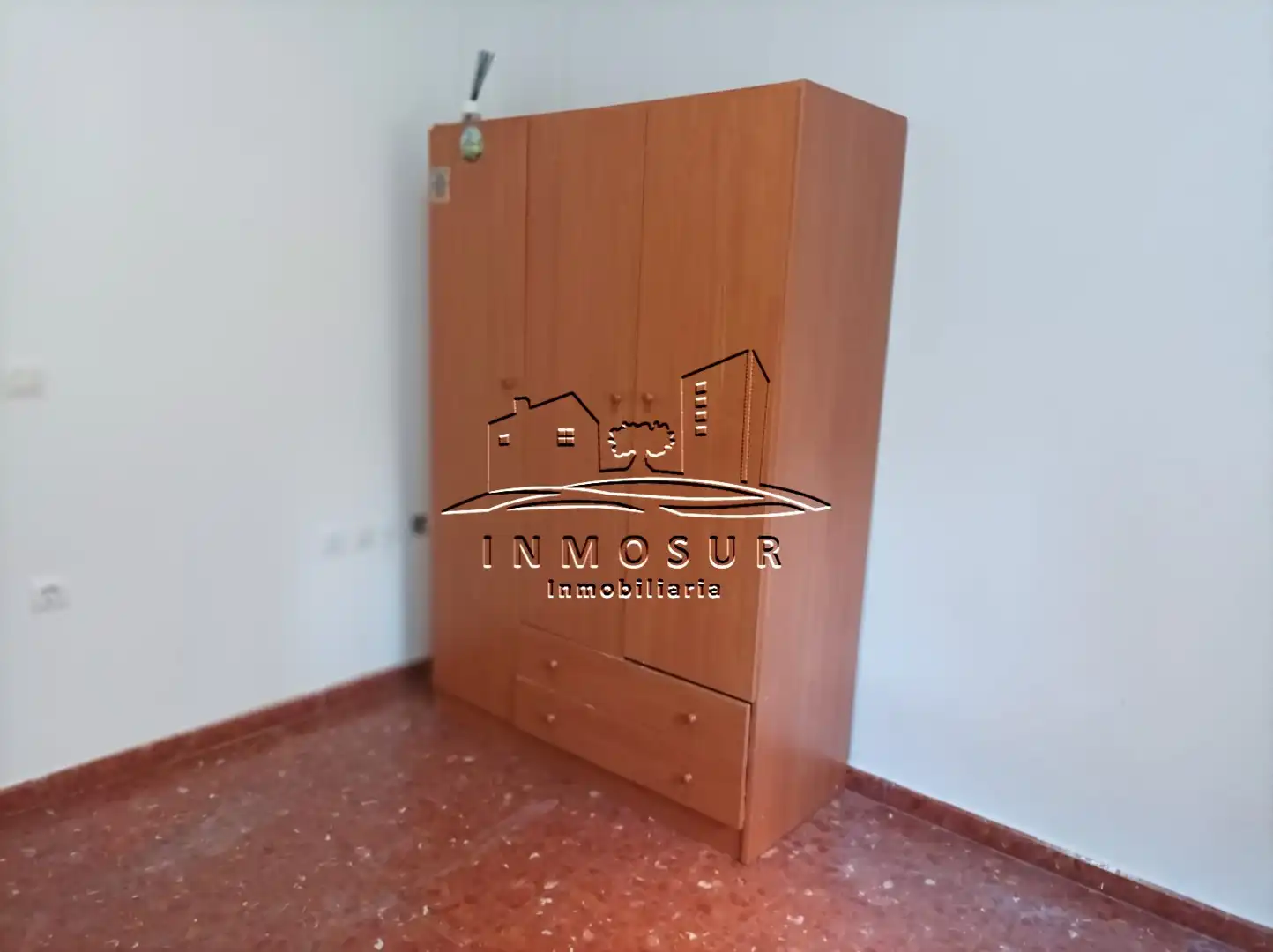 Schlafzimmer von Wohnung zur Miete in Lucena mit Abstellraum
