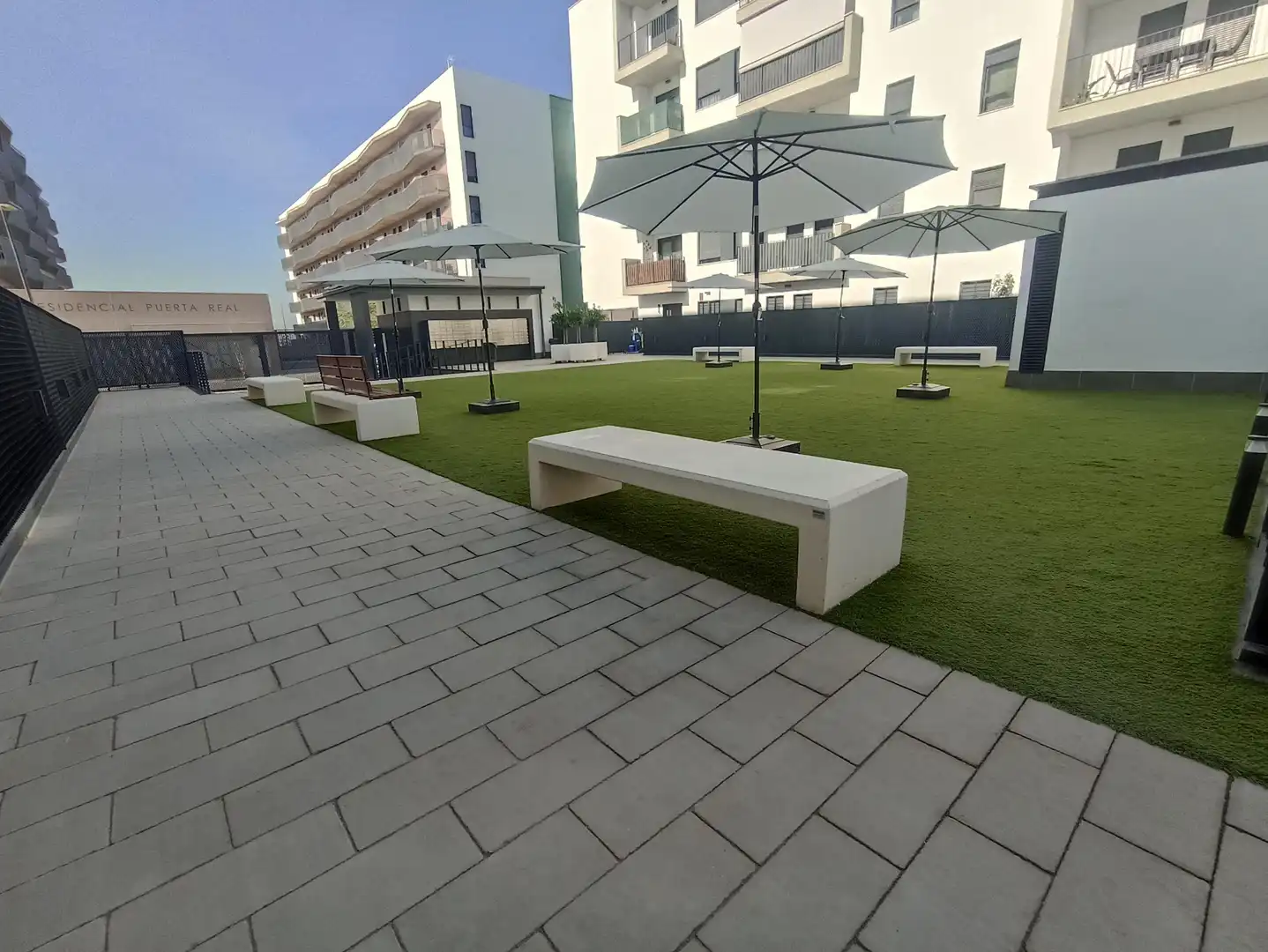 Flat with pool to rent in Bellavista - La Palmera