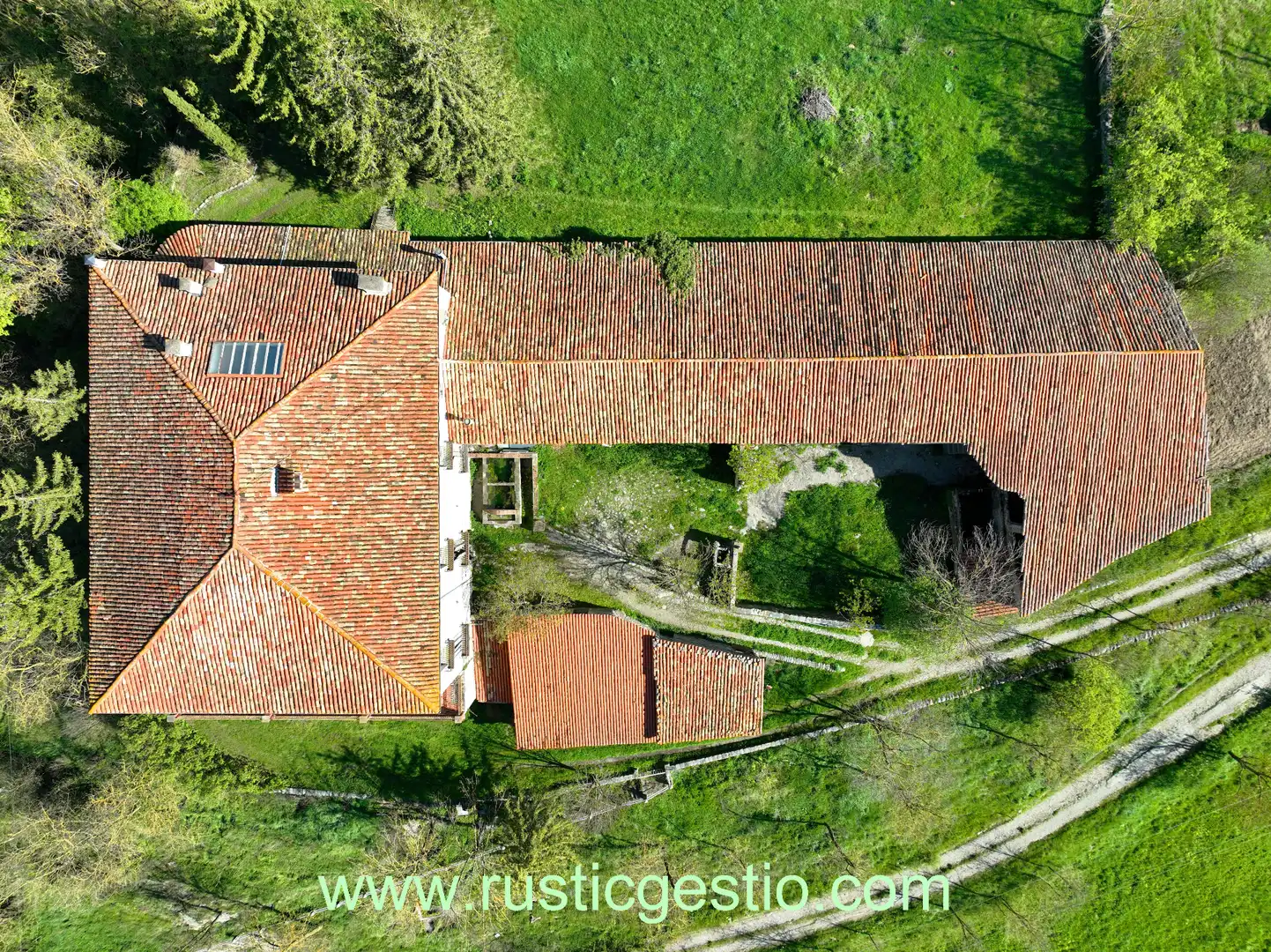 Garden of Country homes for sale in Campdevànol  with Private garden, Terrace and Balcony