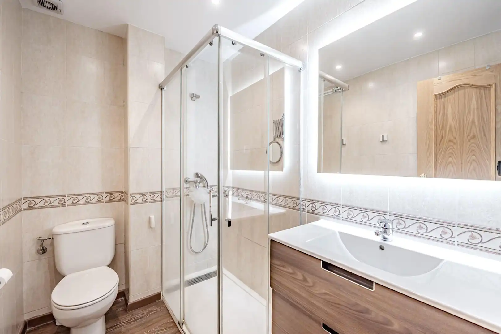 Bathroom of Detached homes for sale in Valdemoro  with Air Conditioner and Heating