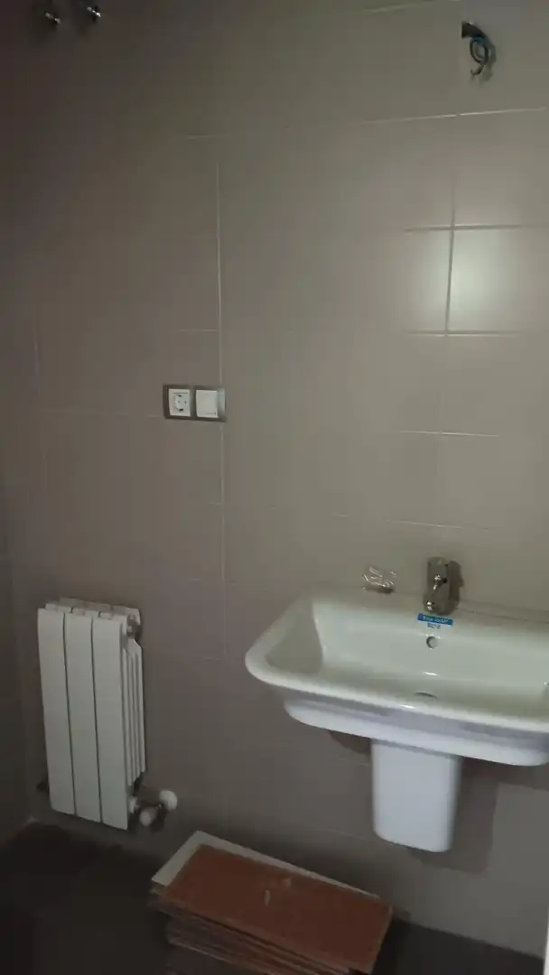 Baño de Piso en venta en Valle de Mena con Calefacción y Balcón