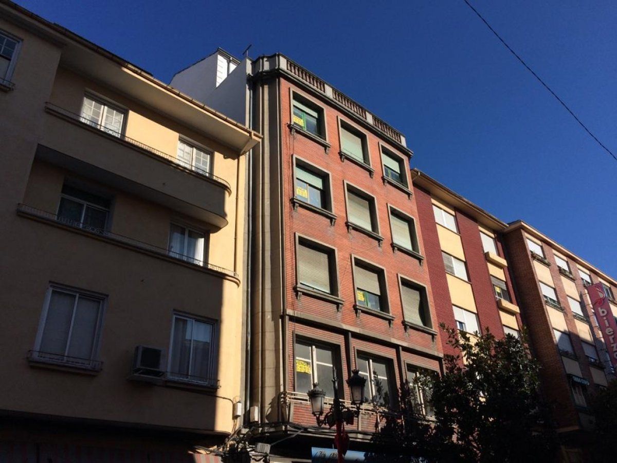 Exterior view of Building for sale in Ponferrada