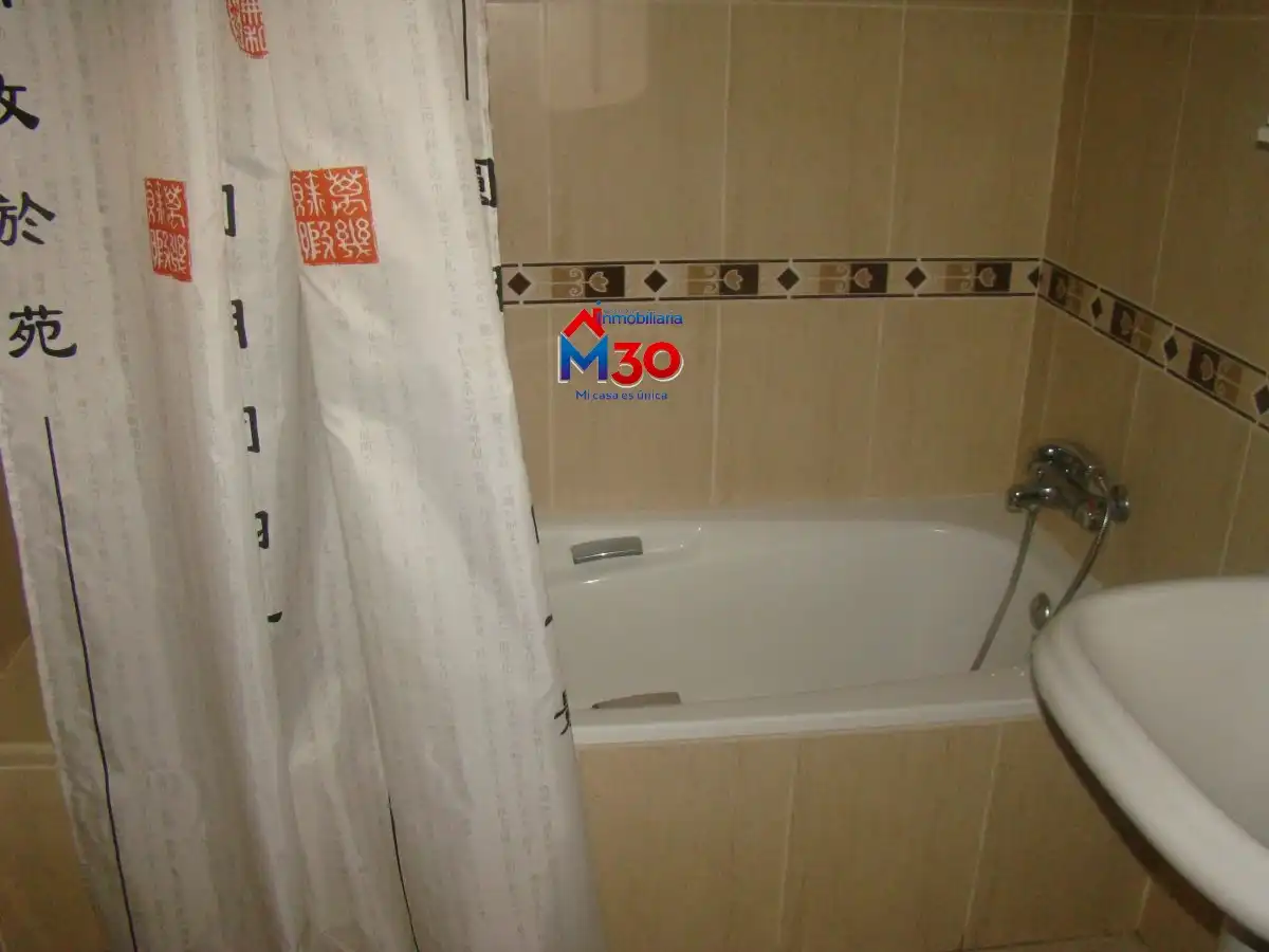Bathroom of Apartments for sale in Miranda de Ebro  with Heating, Parquet flooring and Storage room