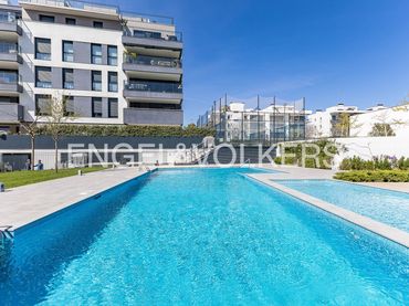 Piso con balcón en venta en La Collada - Sis Camins