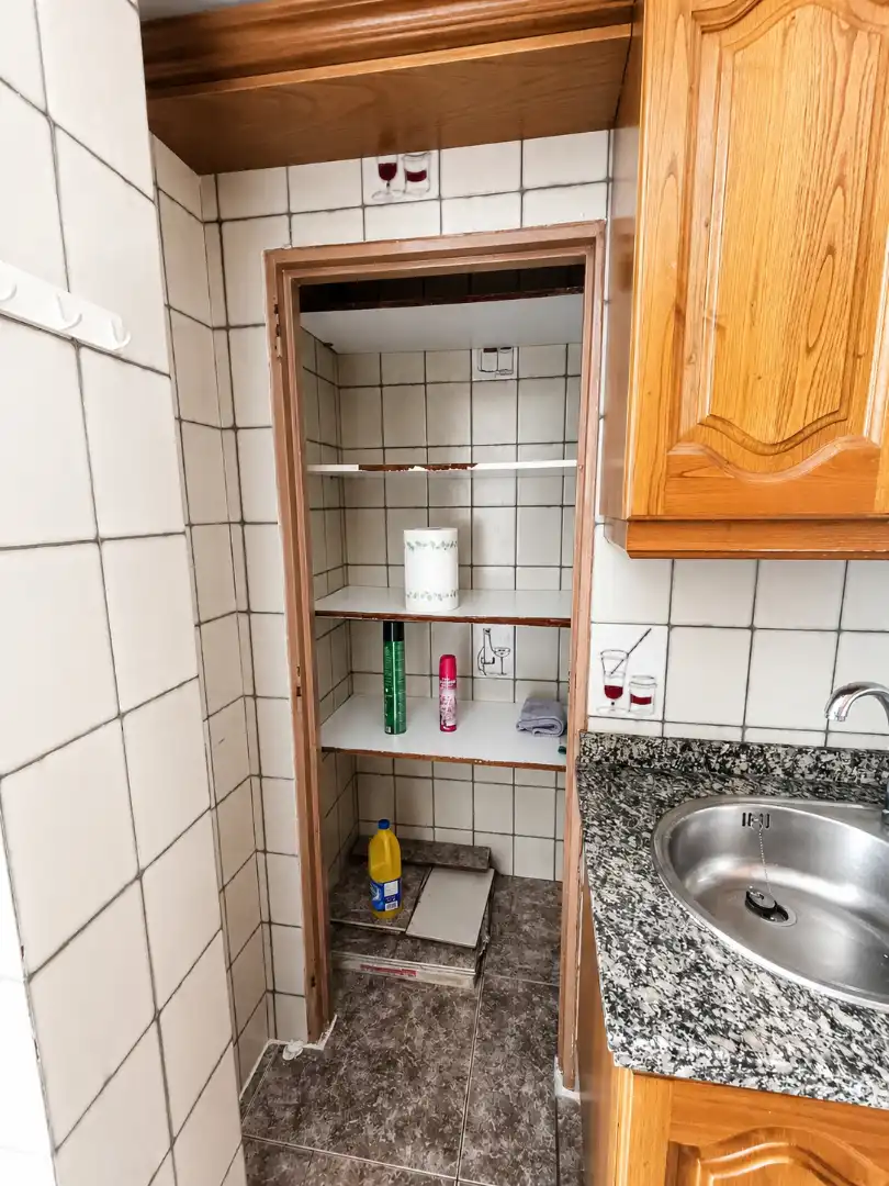Cocina de Piso en venta en Córdoba con Aire acondicionado, Horno y Lavadora