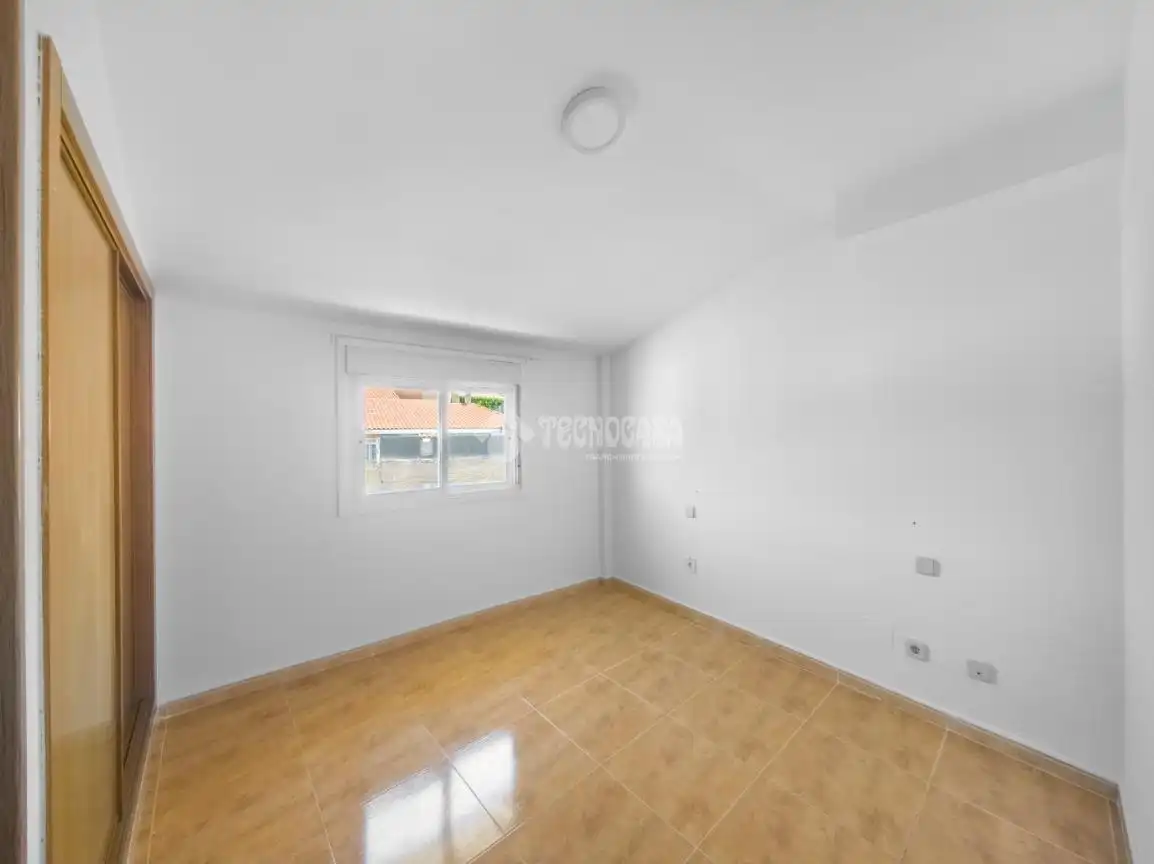 Habitación de Piso en venta en Campo Real con Balcón