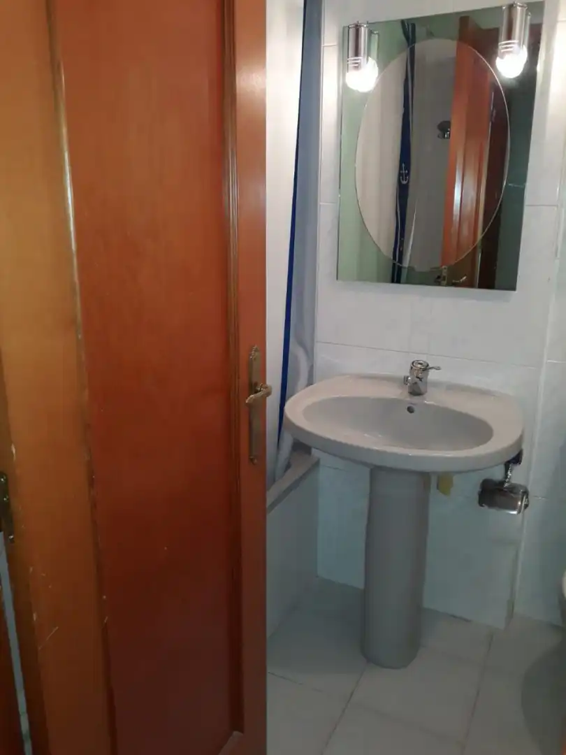 Badezimmer von Wohnung zur Miete in Palencia mit Heizung, Terrasse und Abstellraum