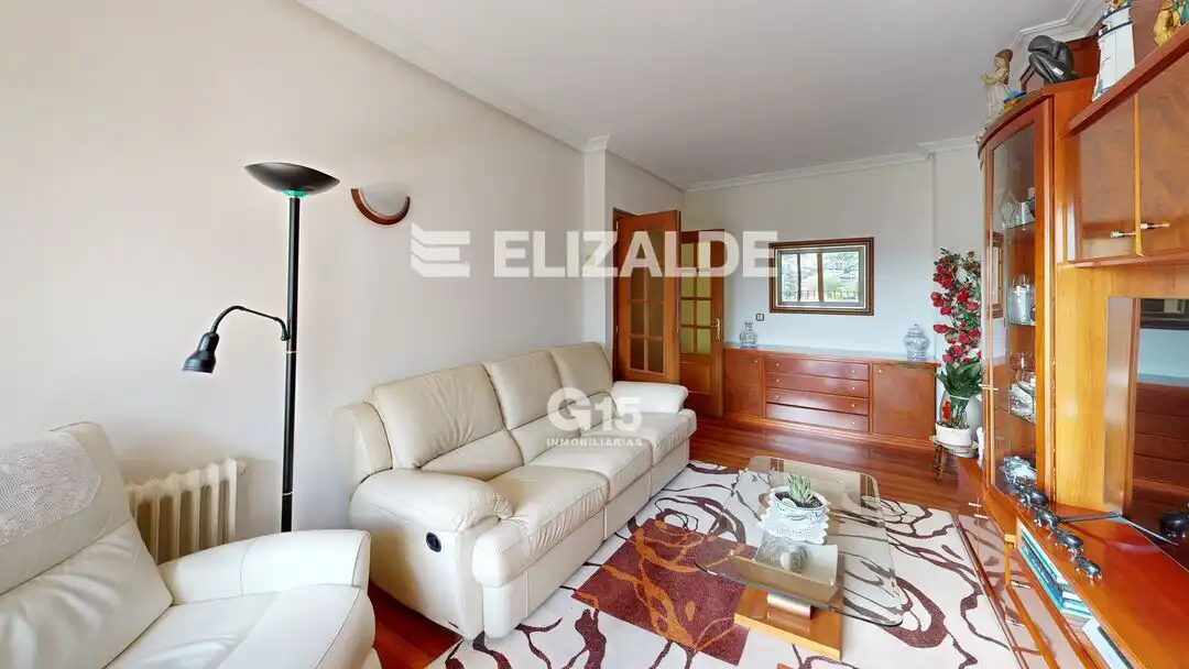 Sala de estar de Piso en venta en Donostia - San Sebastián  con Calefacción, Jardín privado y Terraza