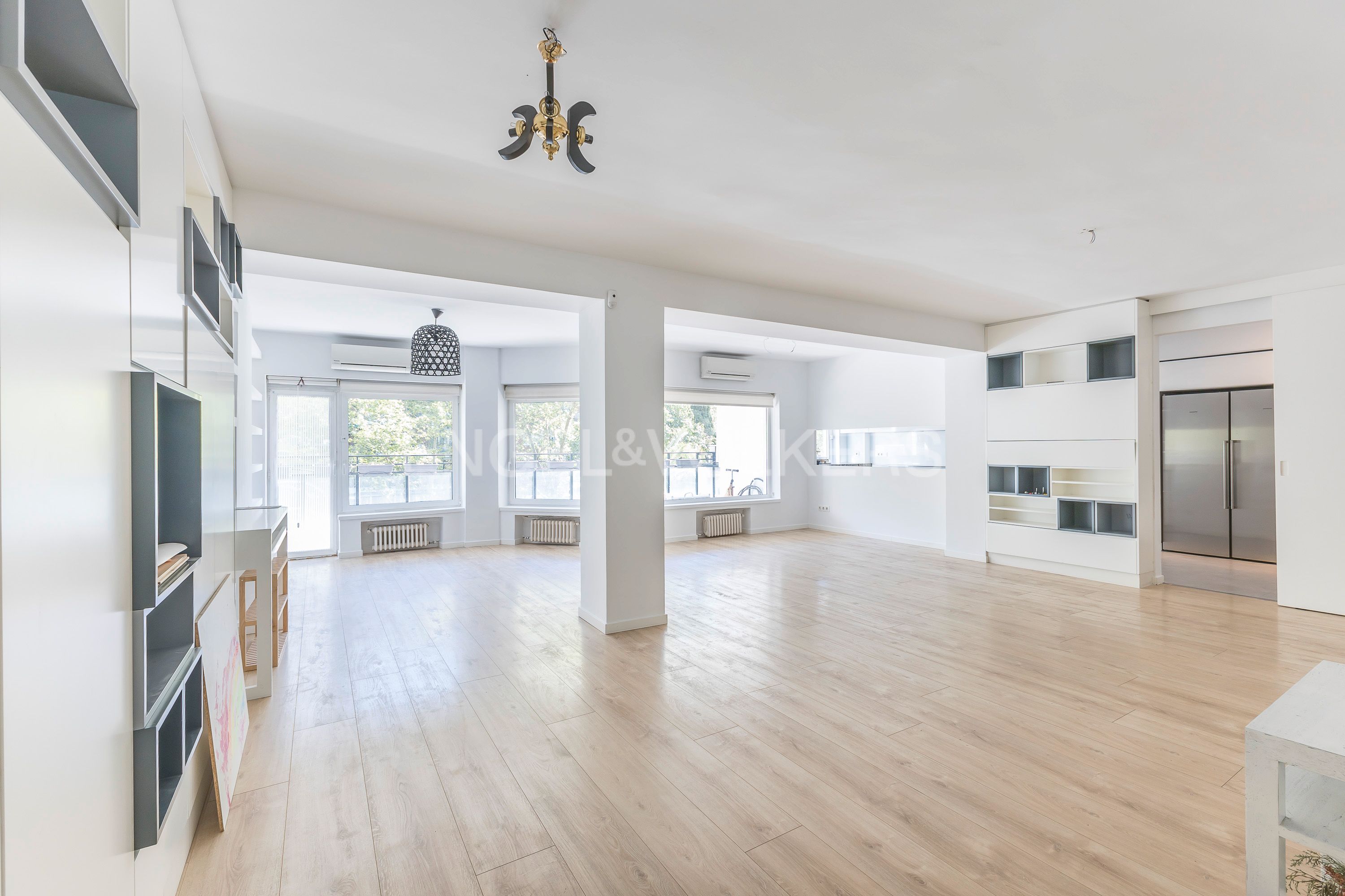 Vista exterior de Apartament de lloguer en  Madrid Capital amb Aire condicionat, Calefacció i Jardí privat