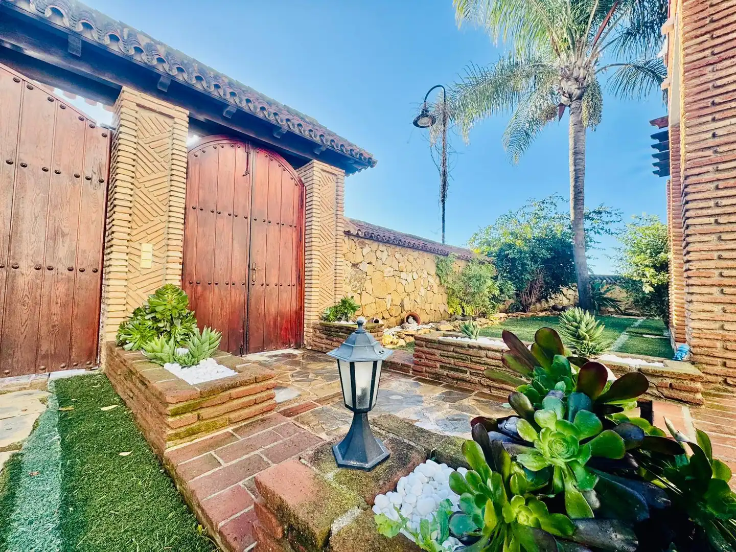 Chalet con terraza en venta en Calle Río Guadiaro 13, imagen 79