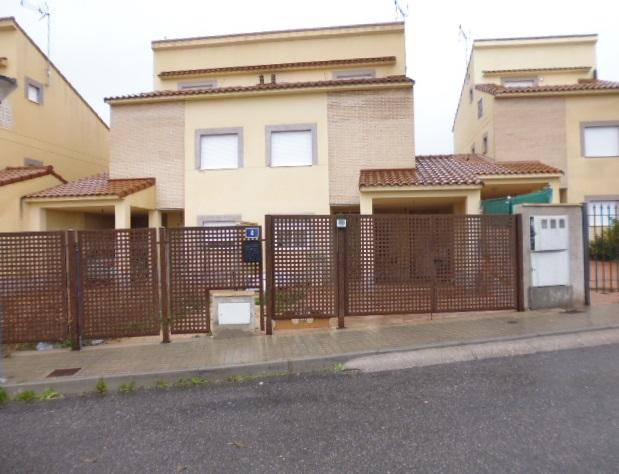 Casa adosada en Venta en Londres en Magán