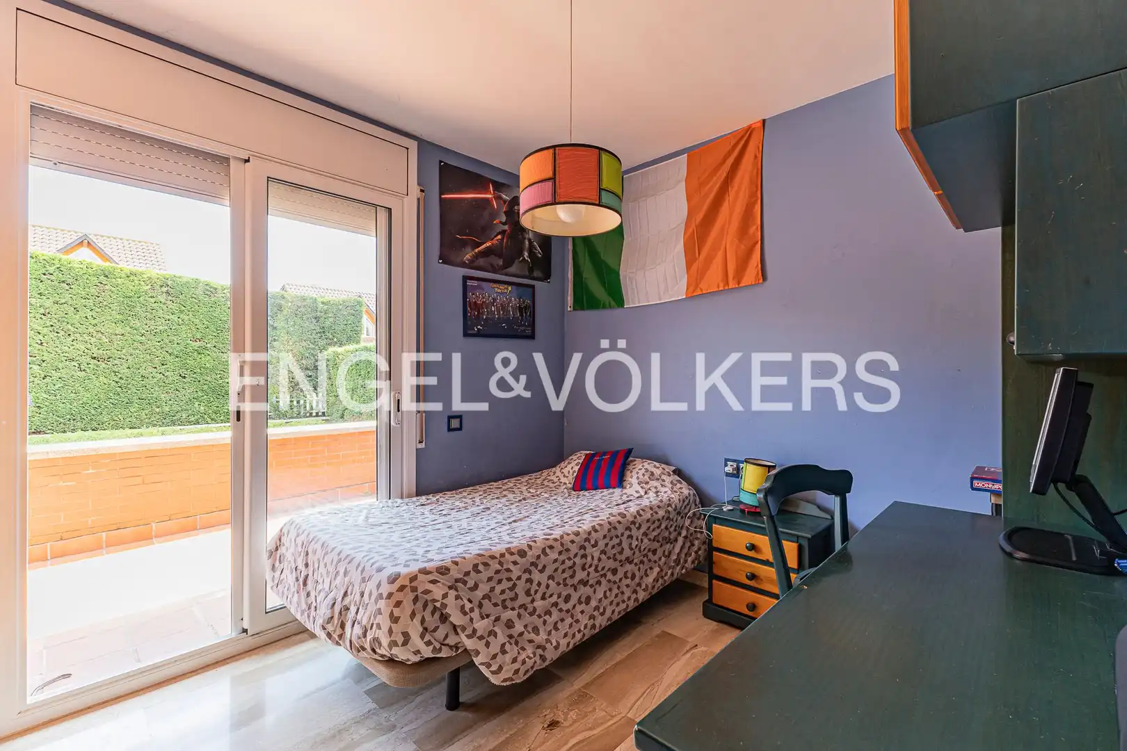 Dormitori de Casa o xalet en venda en Sant Cugat del Vallès amb Aire condicionat, Calefacció i Jardí privat