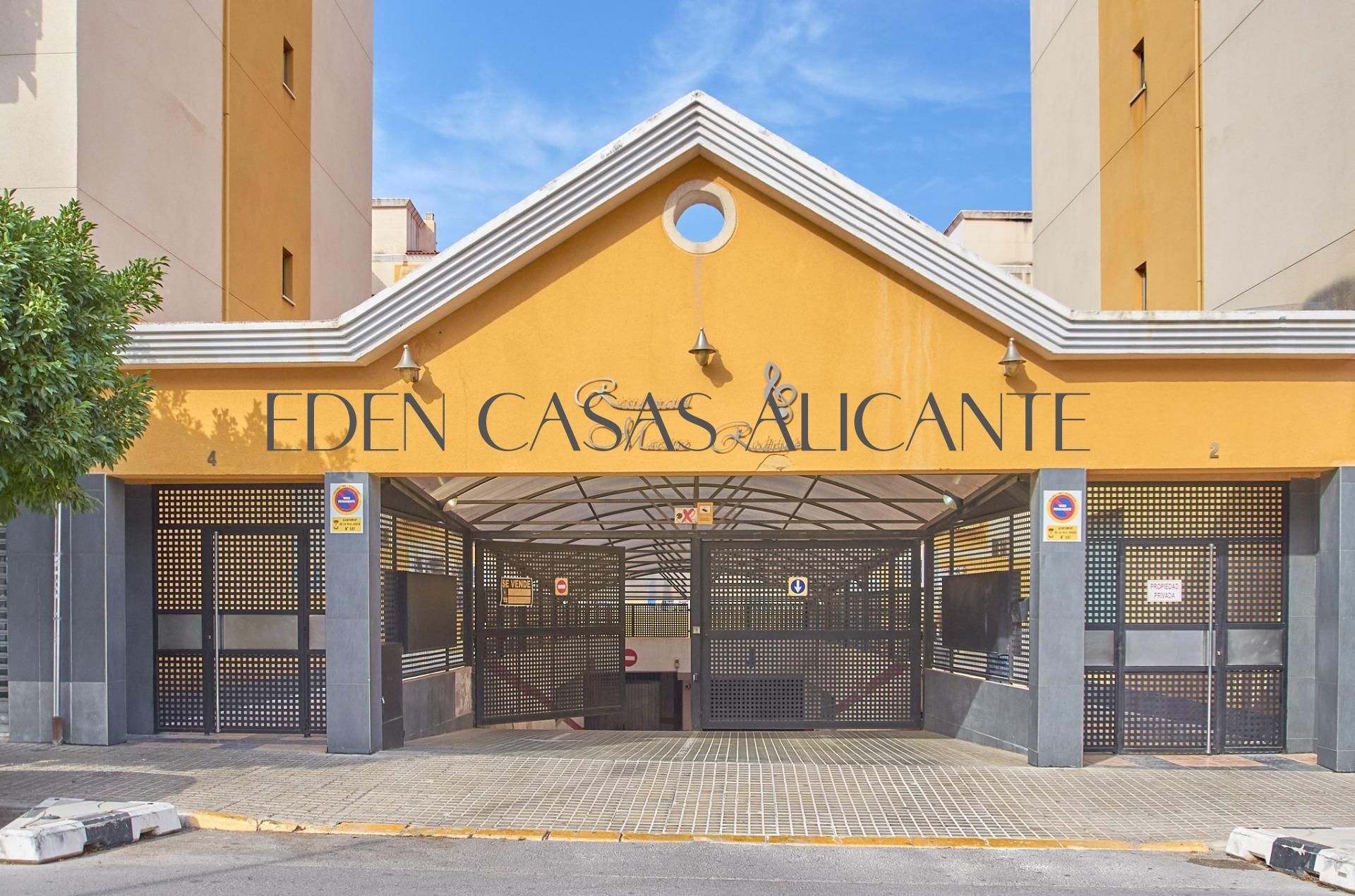 Exterior view of Apartment for sale in Villajoyosa / La Vila Joiosa  with Air Conditioner, Heating and Terrace