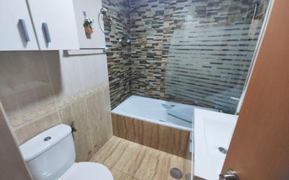 Bathroom of Flat for sale in San Pedro del Pinatar  with Terrace and Balcony