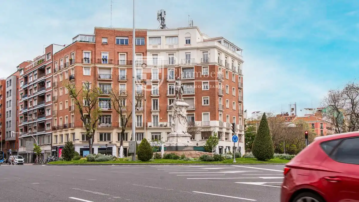 Exterior view of Flat for sale in Madrid  with Heating, Storage room and Balcony