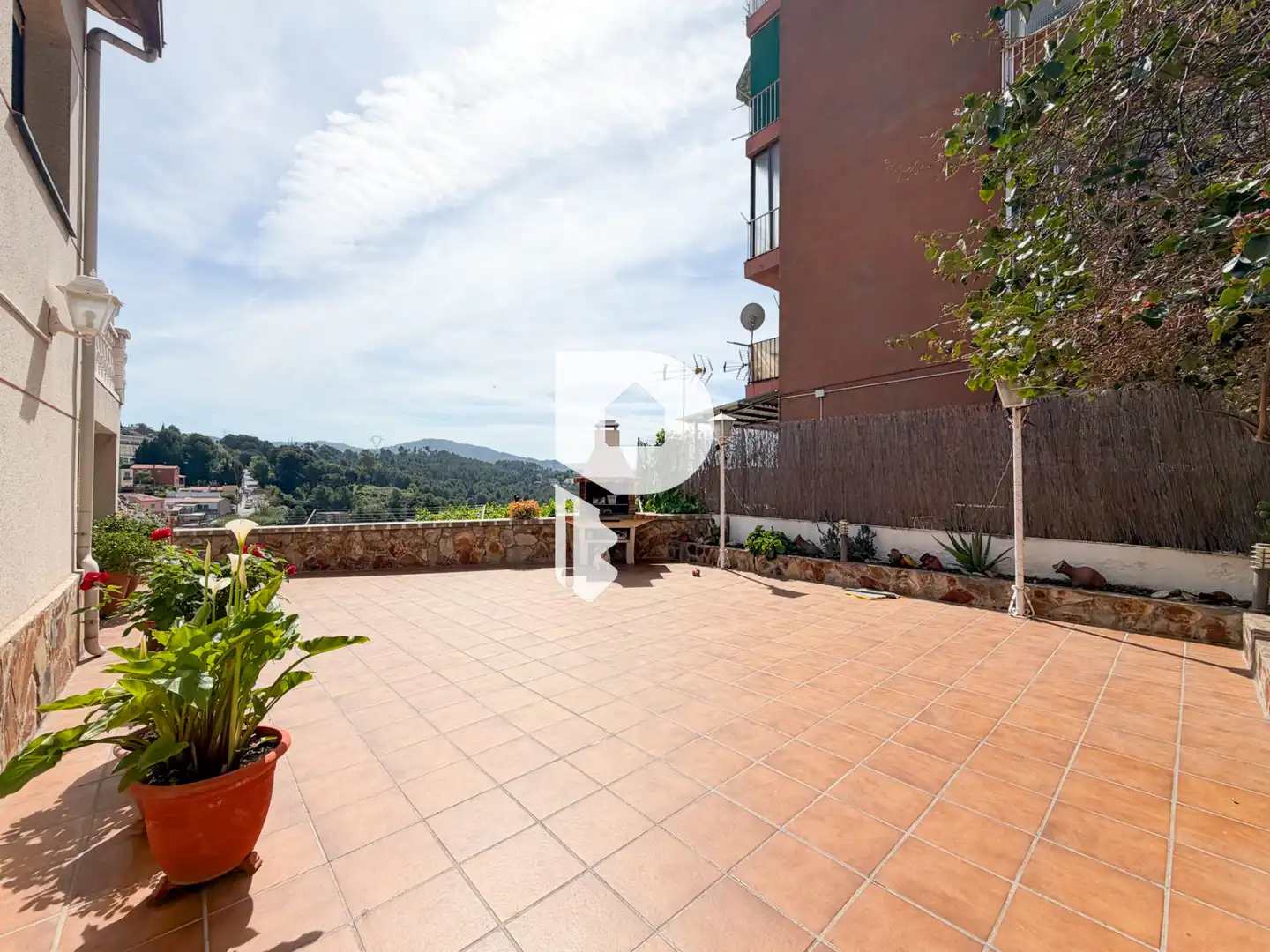 Terrassa de Casa o xalet en venda en El Papiol amb Aire condicionat, Calefacció i Jardí privat