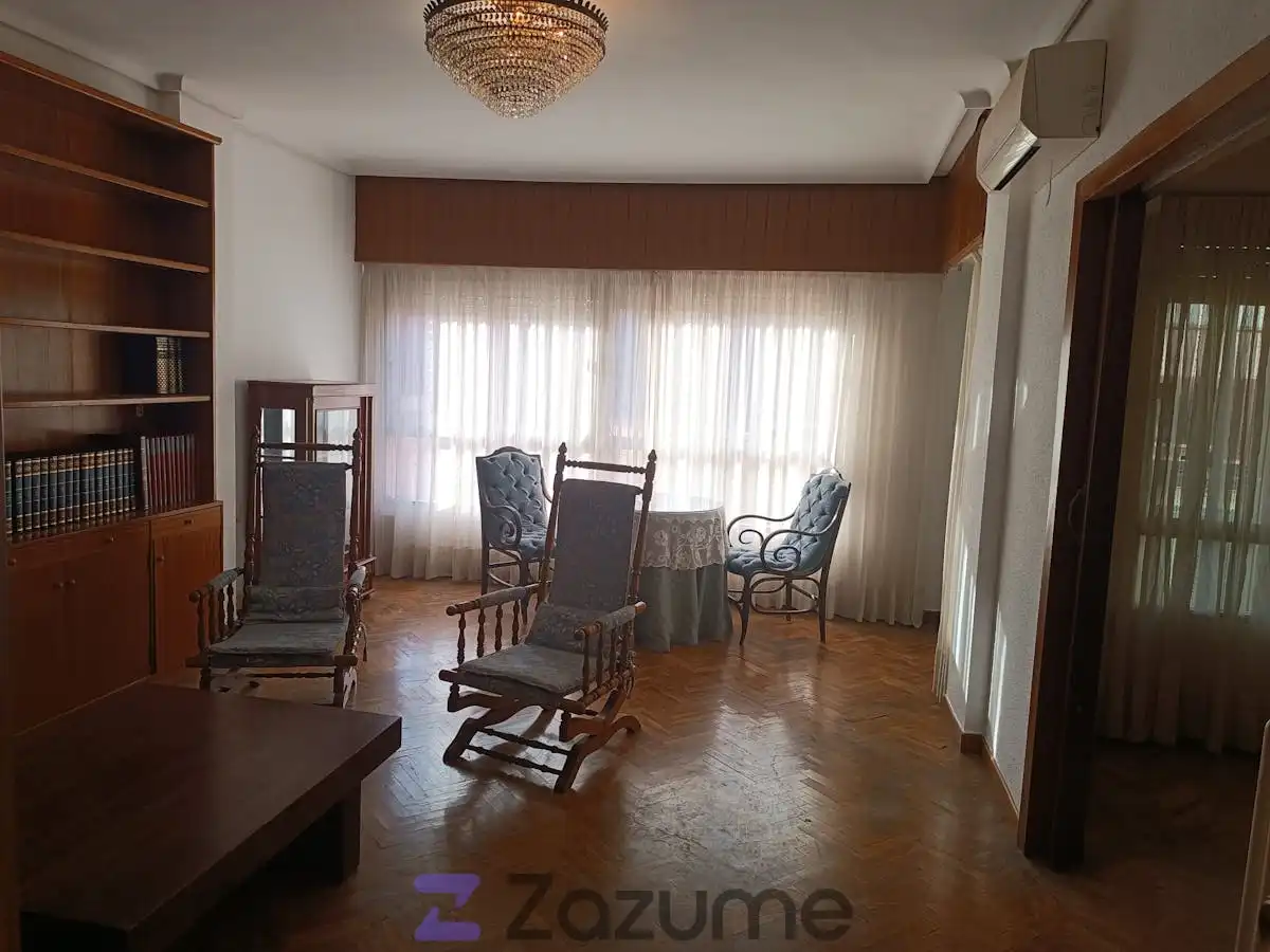 Wohnung zur Miete in Carrer del Mestre Ripollés, Zona Avenida del Mar