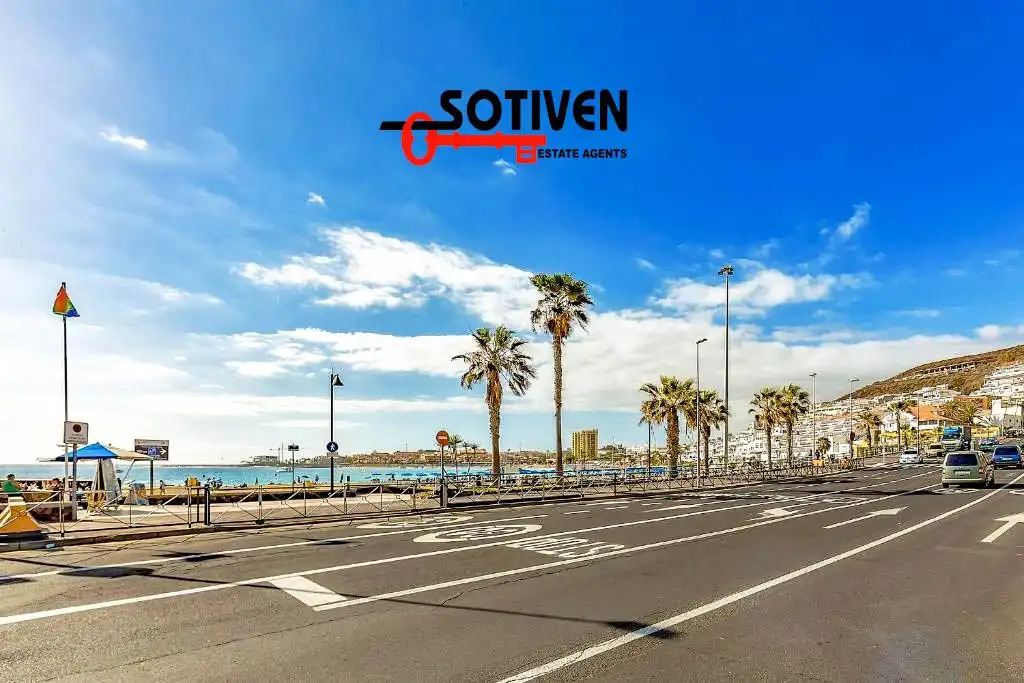 Exterior view of Study for rent in Arona  with Terrace, Balcony and Community pool
