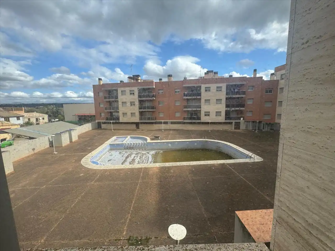 Swimming pool of Flat for sale in Móra d'Ebre  with Terrace and Balcony