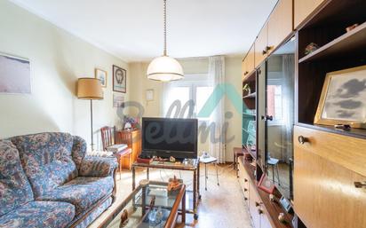 Living room of Flat for sale in Oviedo 