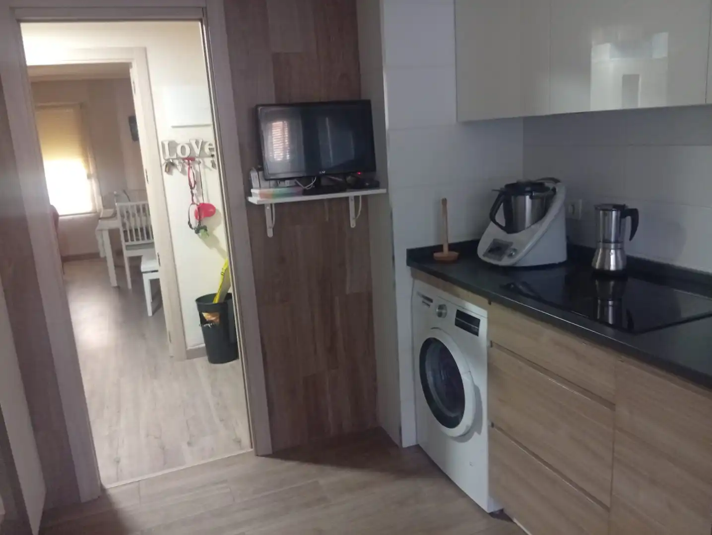 Kitchen of Flat for sale in Cabezón de Pisuerga  with Heating, Parquet flooring and Furnished