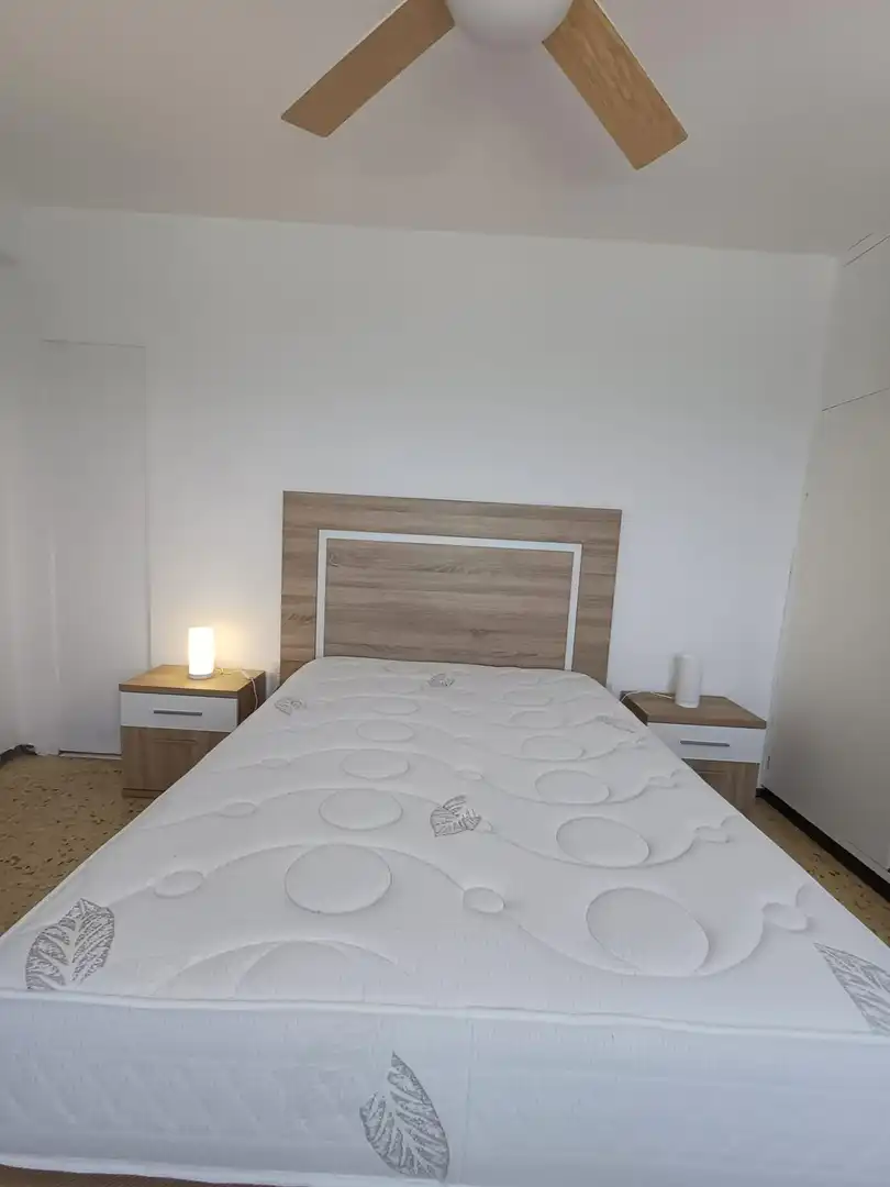 Wohnung zur Miete in Calle Hermano Rufino, Ciudad Jardín - Tagarete - El Zapillo