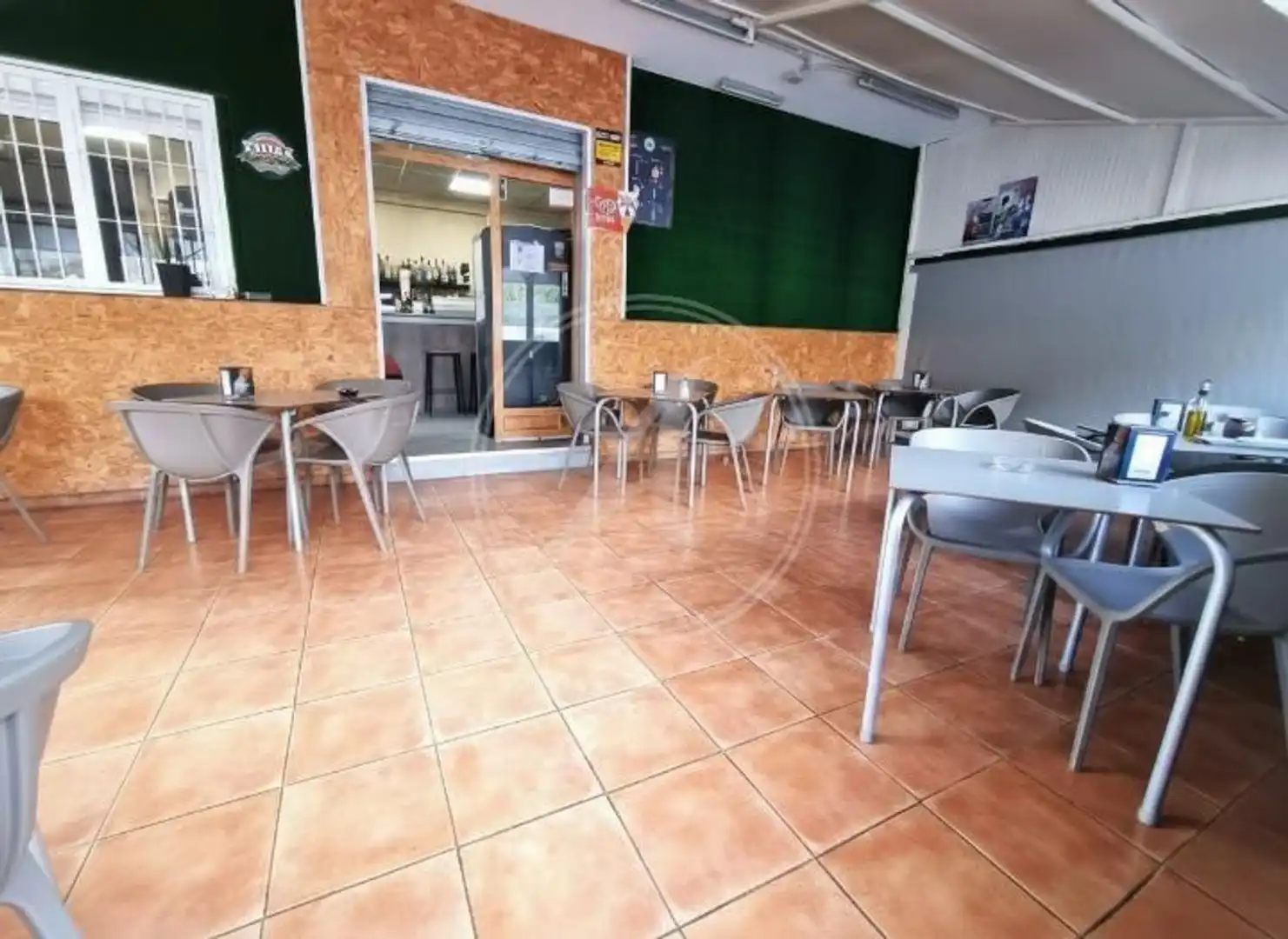 Local comercial en venda a Calle del Pintor Astorza y Triay, imagen 4