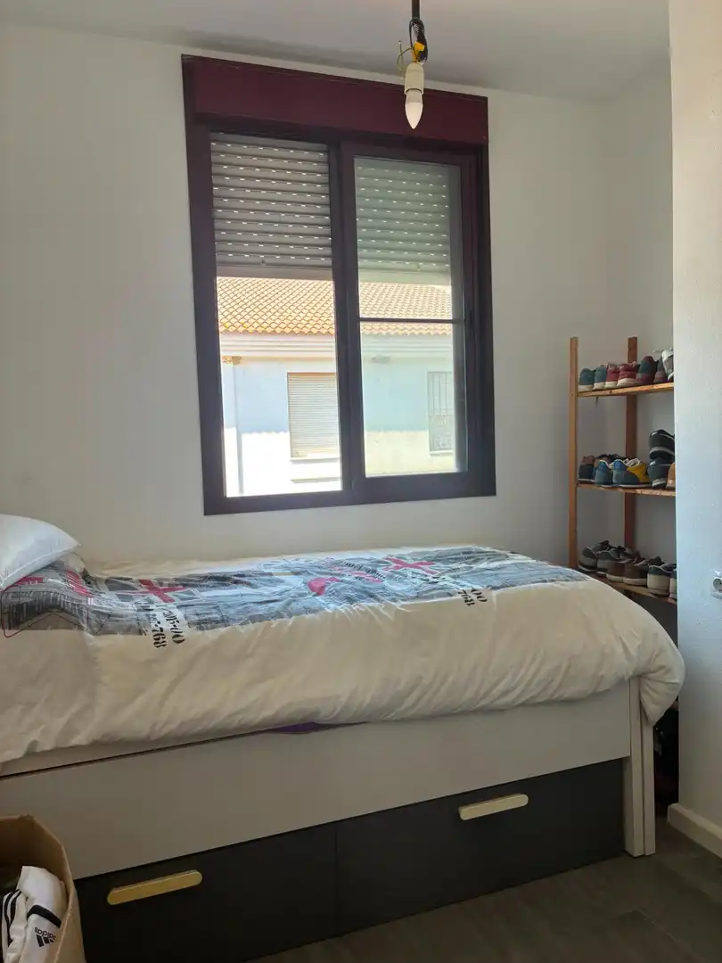 Habitación de Casa adosada en venta en Gibraleón