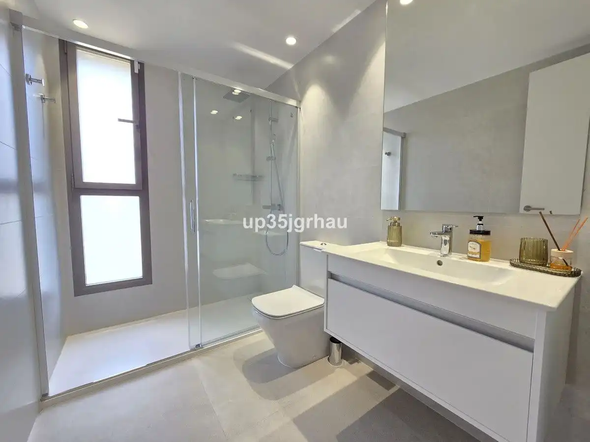 Apartament amb piscina en venda a Selwo, imagen 10