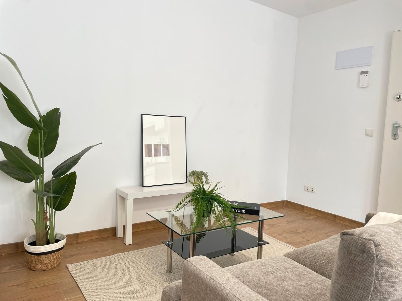 Living room of Flat for sale in Coslada  with Heating, Furnished and Oven