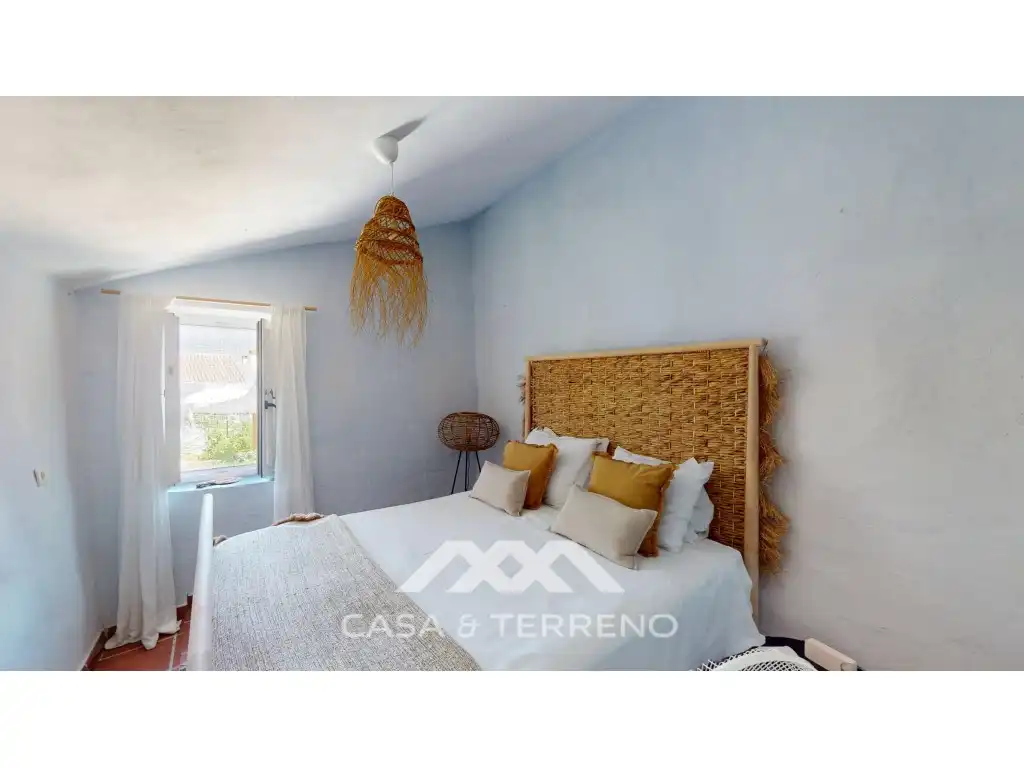 Bedroom of Commercial properties for sale in Arenas  with Air Conditioner