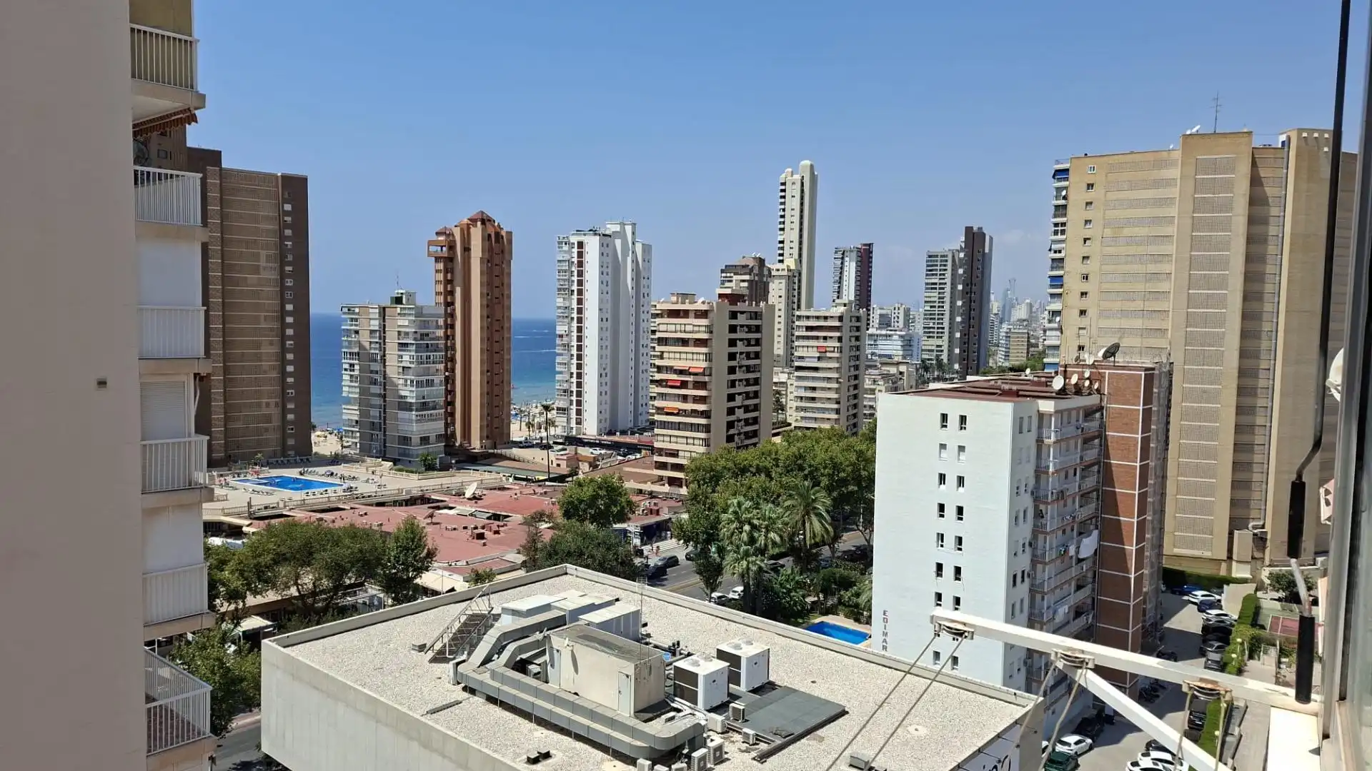 Apartment with pool for sale in Playa de Levante