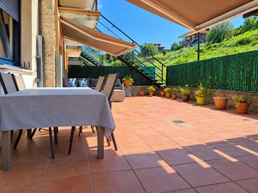 Flat with garden to rent in Barrio el Puerto