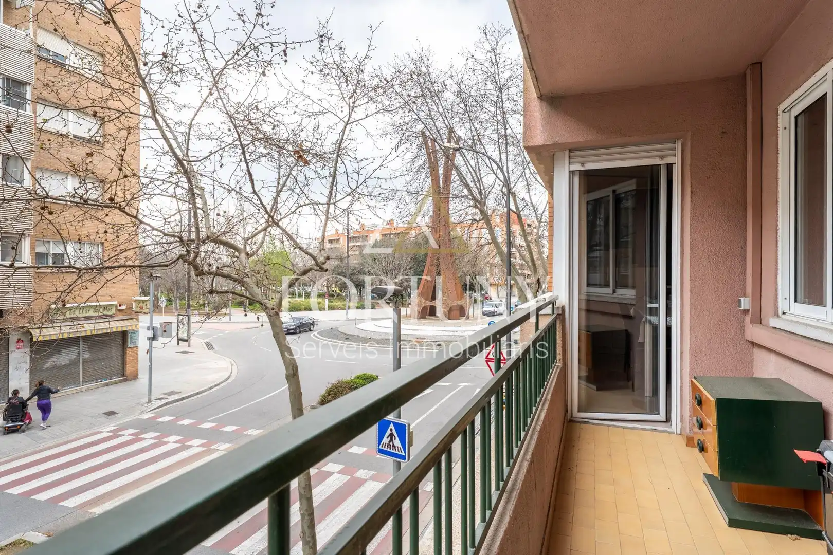 Vista exterior de Planta baixa en venda en Reus amb Aire condicionat, Terrassa i Balcó