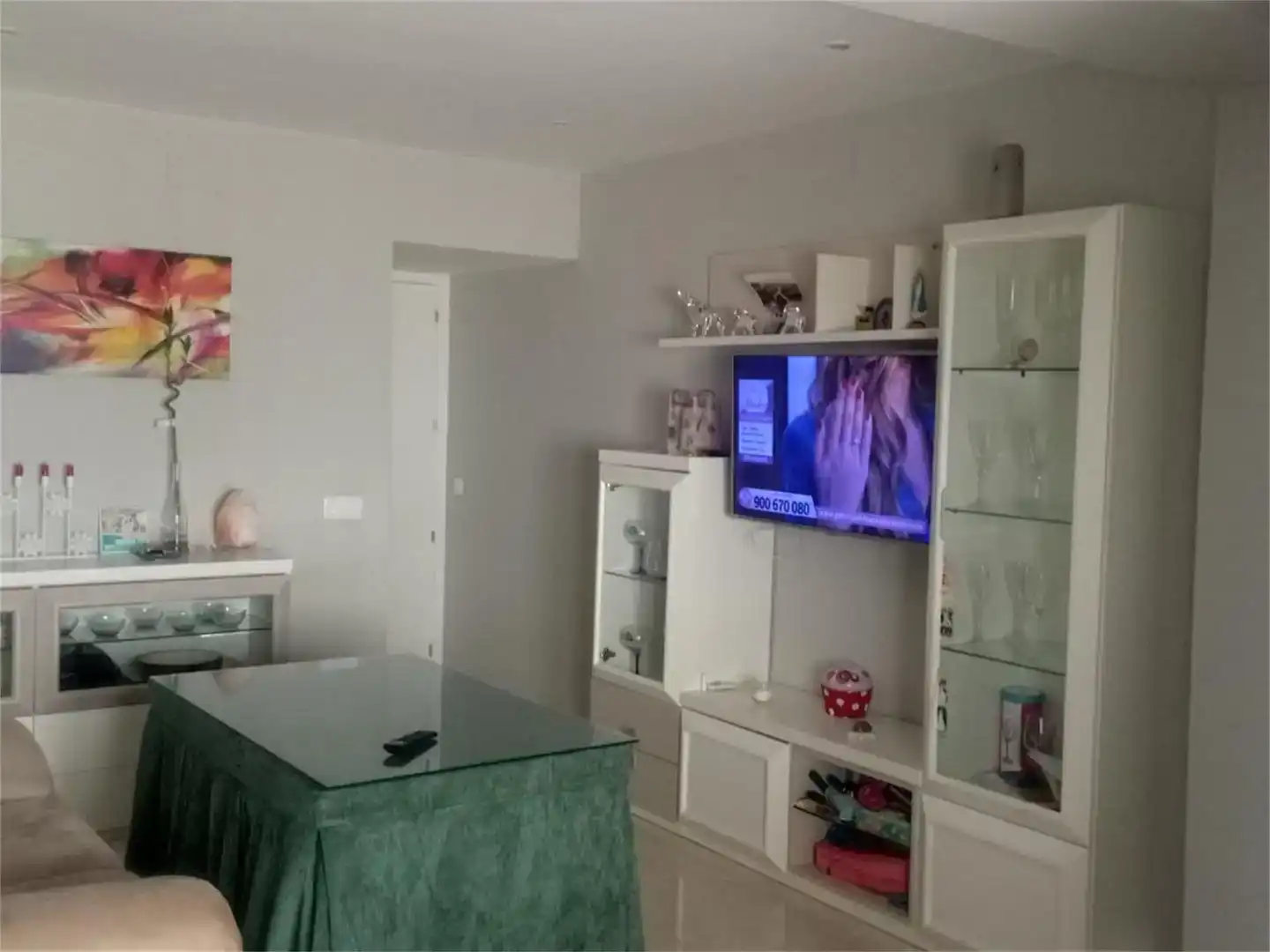 Sala de estar de Casa adosada en venta en Alanís con Aire acondicionado y Amueblado