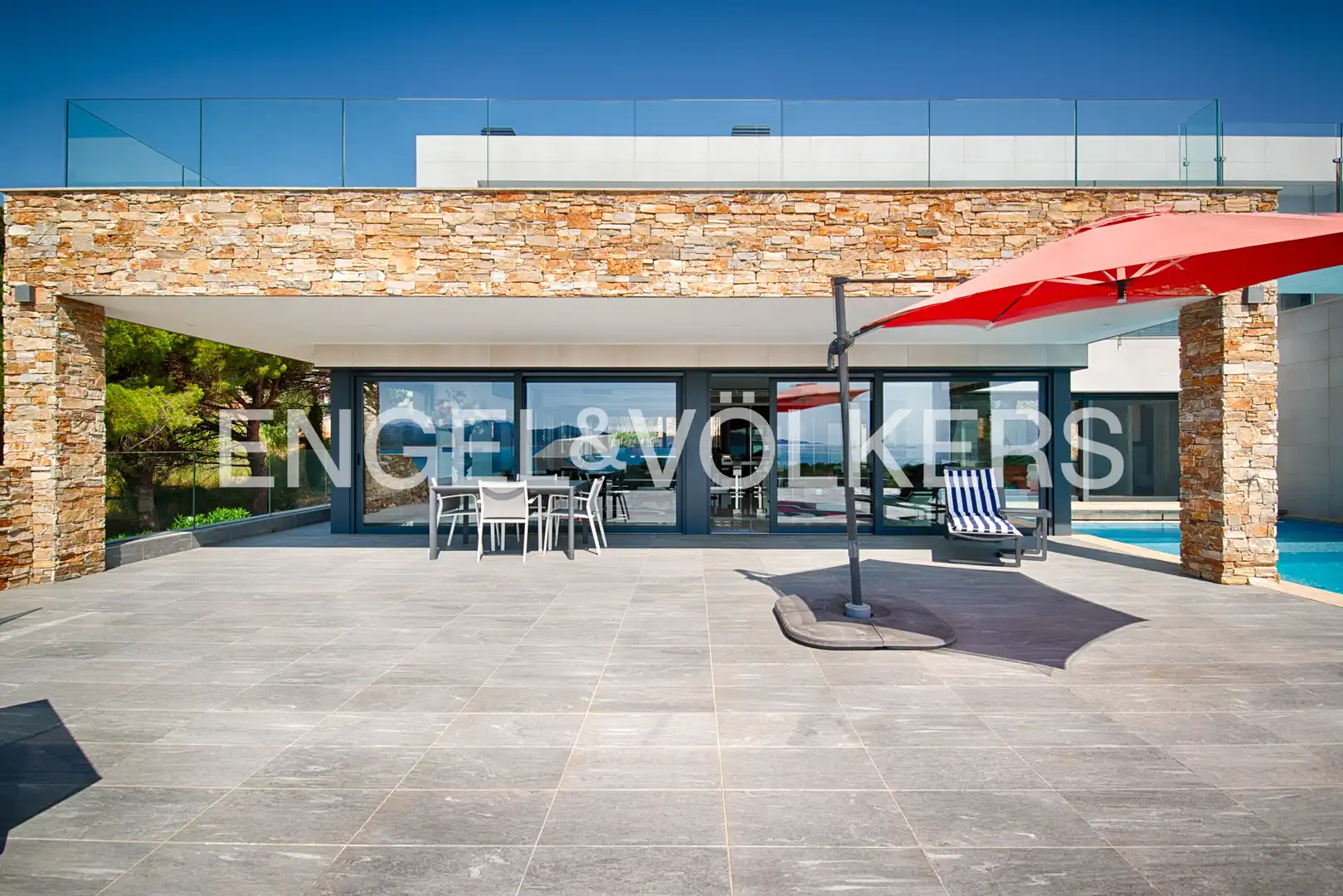 Maison avec piscine à vendre à Carrer Almogàvers, imagen 6
