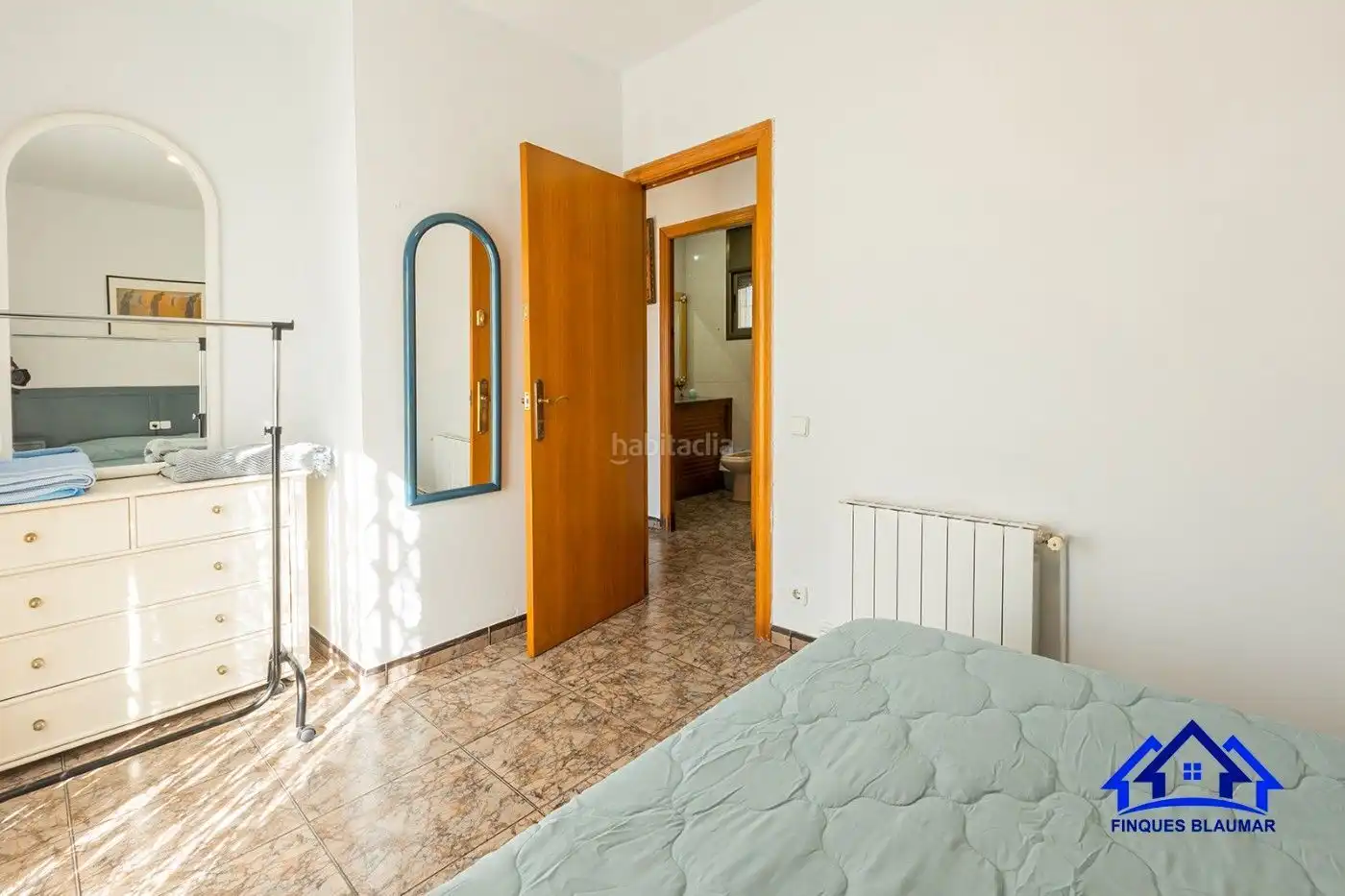 Habitación de Casa o chalet en venta en Arenys de Mar con Jardín privado, Trastero y Piscina