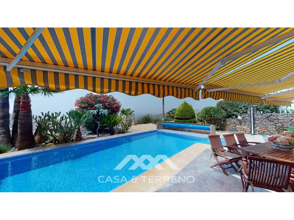Swimming pool of Houses for sale in Sayalonga  with Air Conditioner, Private garden and Terrace