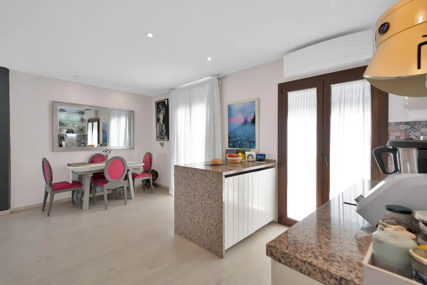 Küche von Gebäude zum Verkauf in Marbella