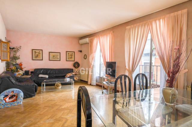 Piso en Venta en Embajadores - Lavapiés