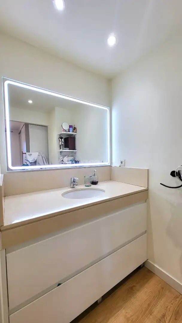 Bathroom of Flat for sale in Benalmádena  with Air Conditioner, Terrace and Furnished