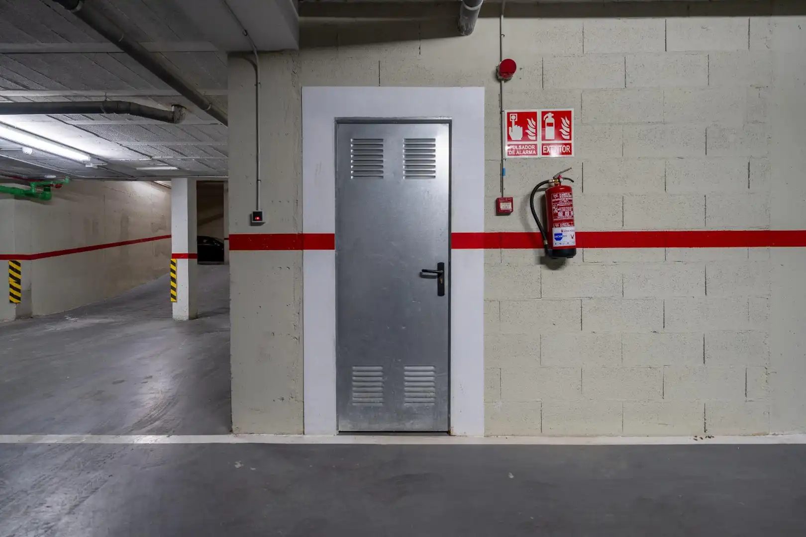 Parkplatz von Maisonette zum Verkauf in Mojácar mit Klimaanlage, Privatgarten und Terrasse